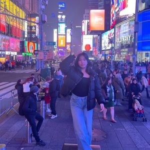 Meet your Posher, Gegeen